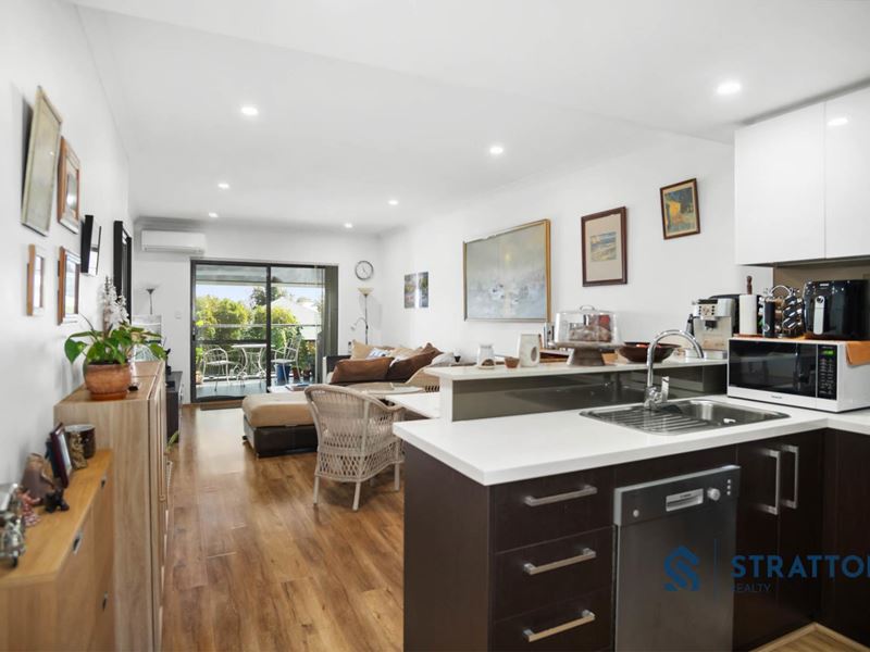 102/348 Railway Parade, Beckenham WA 6107