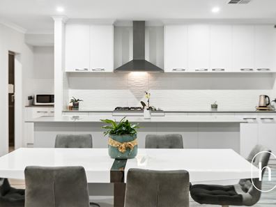 16 BROADGATE BOULEVARD, Yanchep WA 6035