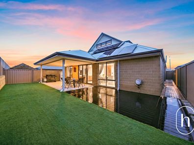 16 BROADGATE BOULEVARD, Yanchep WA 6035
