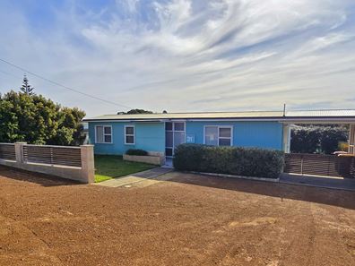 31 Reynolds  Street, Hopetoun WA 6348