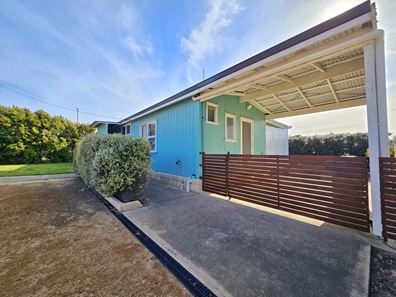 31 Reynolds  Street, Hopetoun WA 6348
