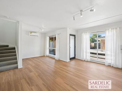 4/11 Talbot Avenue, Como WA 6152