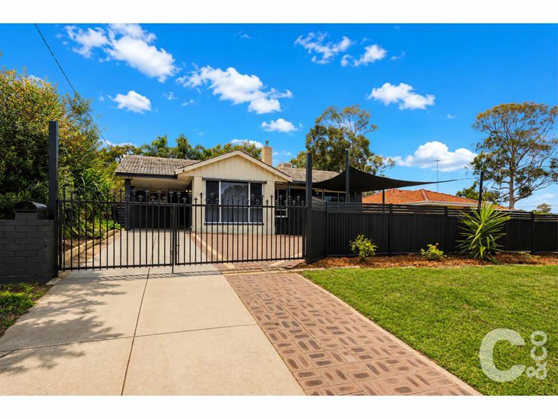 6 Burke Place, Orelia WA 6167
