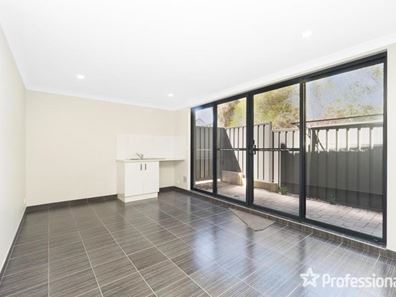 2/25 Dudley Street, Midland WA 6056