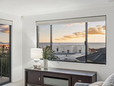 12 Reacher Place, Ocean Reef WA 6027
