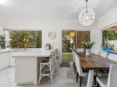 11 Meath Mews, Mosman Park WA 6012