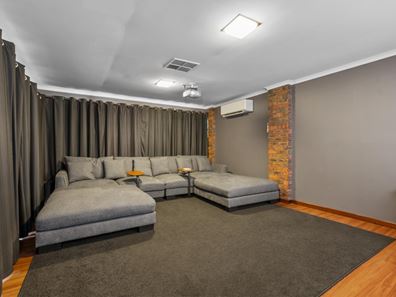 6 Eureka Street, Hannans WA 6430