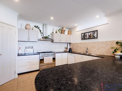 30655 Brand Highway, Dongara WA 6525