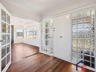 474 Morley Dr, Morley WA 6062