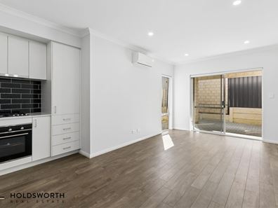 11D Balcombe Street, Westminster WA 6061
