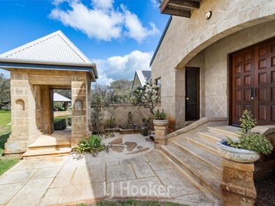 623 Layman Road, Wonnerup WA 6280