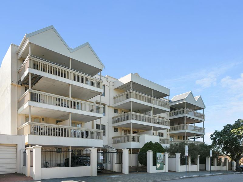 Unit 11/22 Nile St, East Perth WA 6004