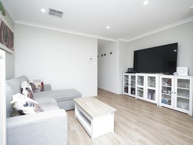 26 Jerdacuttup Loop, Brabham WA 6055