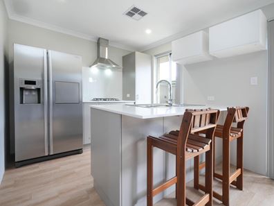 26 Jerdacuttup Loop, Brabham WA 6055