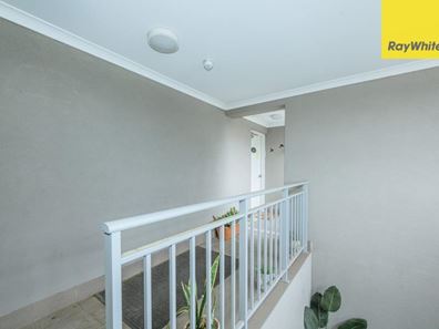15/8 Blackburn Street, Maddington WA 6109