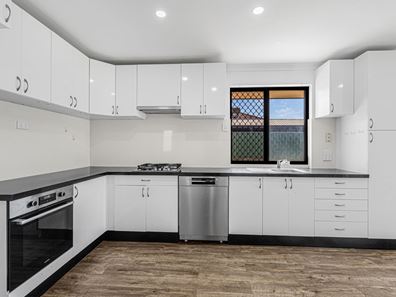 208 Baltimore Parade, Merriwa WA 6030