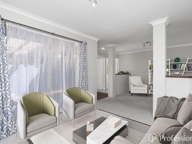 97 Chidzey Drive, Seville Grove WA 6112