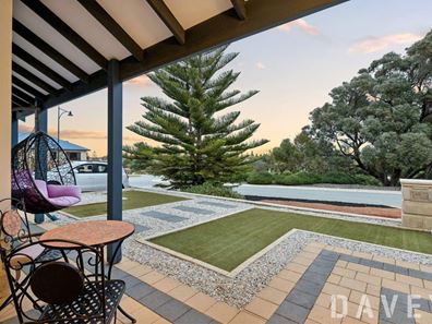 24 Ashmore Avenue, Two Rocks WA 6037