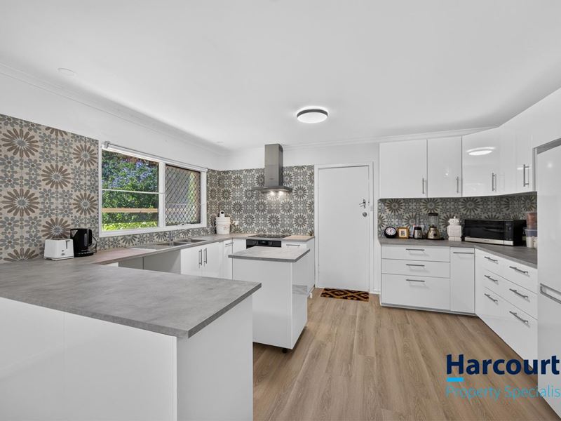 1 Frye Court, Kelmscott WA 6111