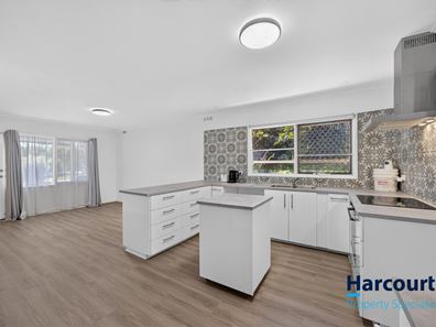 1 Frye Court, Kelmscott WA 6111