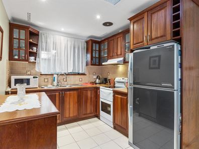 5A Hotspur Road, Spearwood WA 6163