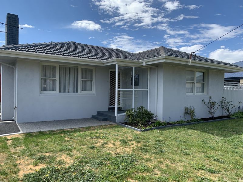70 Hudson  Road, Withers WA 6230