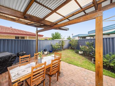 126B Alexander Road, Rivervale WA 6103