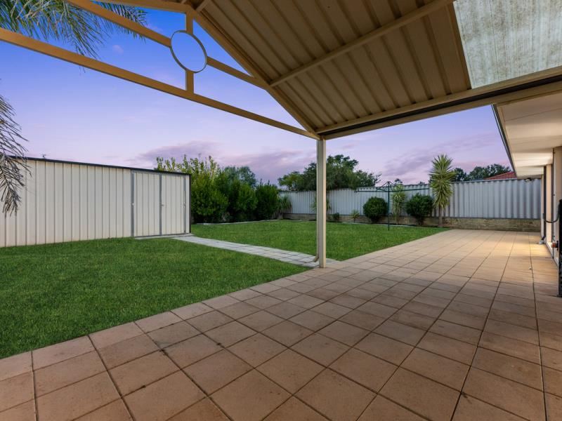 10 Forkleaf Bend, Banksia Grove WA 6031
