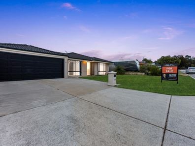 10 Forkleaf Bend, Banksia Grove WA 6031