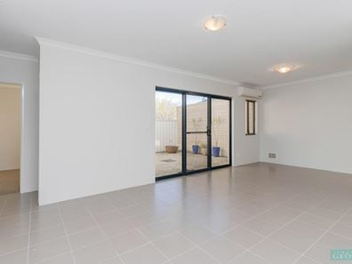 B/391 Flinders Street, Nollamara WA 6061