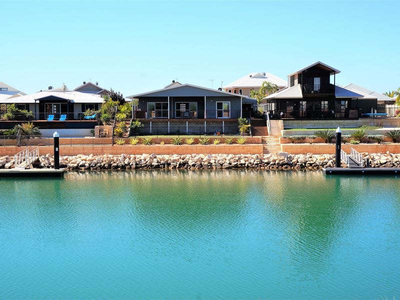 6 Kestrel Place, Exmouth