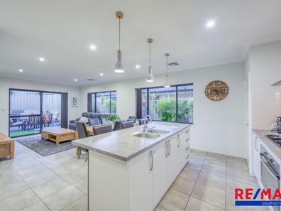 11 Witan Street, Brabham WA 6055