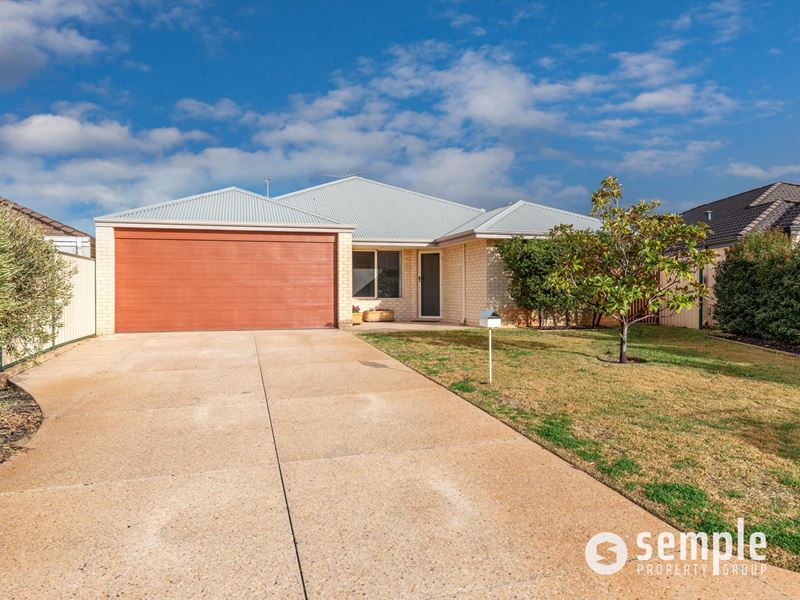 9 Flametree Bend, Hammond Park