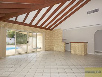 222 McLarty Road, Halls Head WA 6210