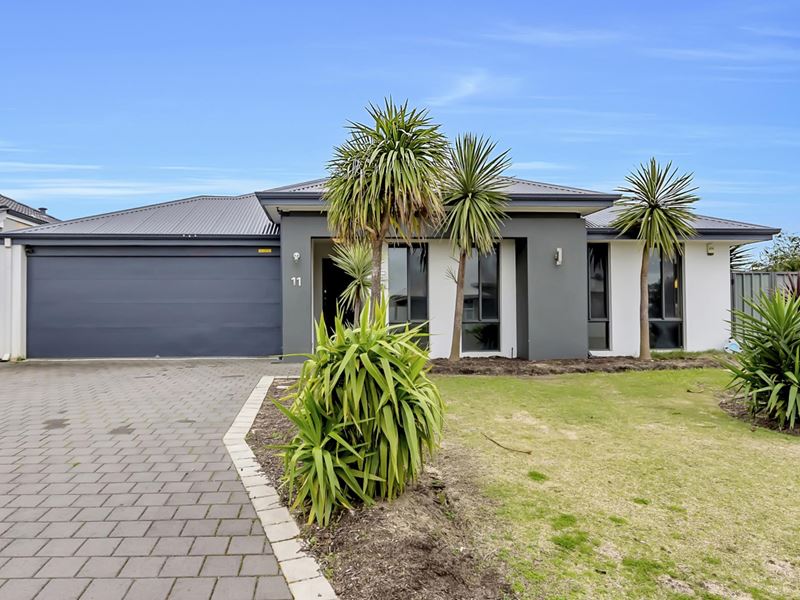 11 Wildwood Mews, Carramar WA 6031