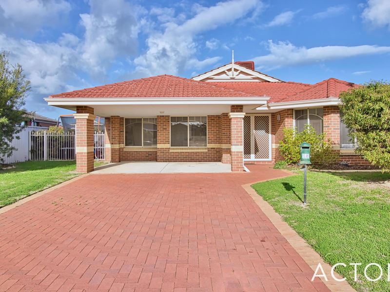 15 Morlaix Mews, Port Kennedy