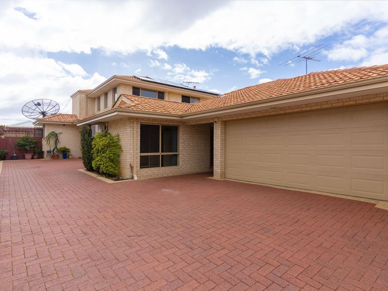 3/6C Windemere Crescent, Nollamara WA 6061