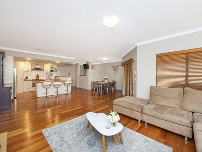 15 Passfield Street, Baldivis WA 6171