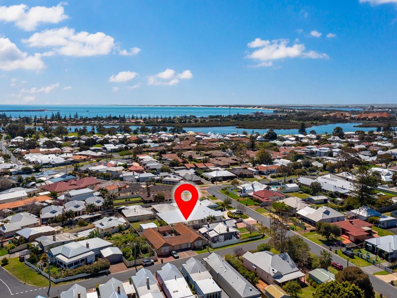 2/20 Ednie Street, Bunbury