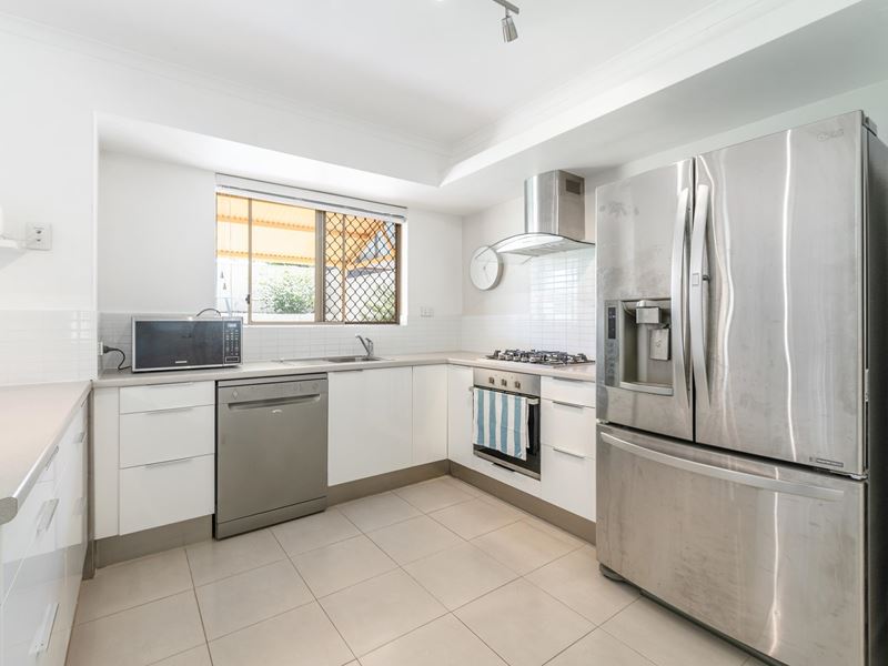 8 Gallant Court, Thornlie