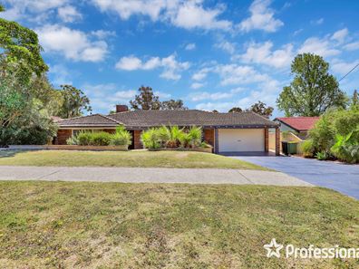 37 Sutherland Drive, Thornlie WA 6108