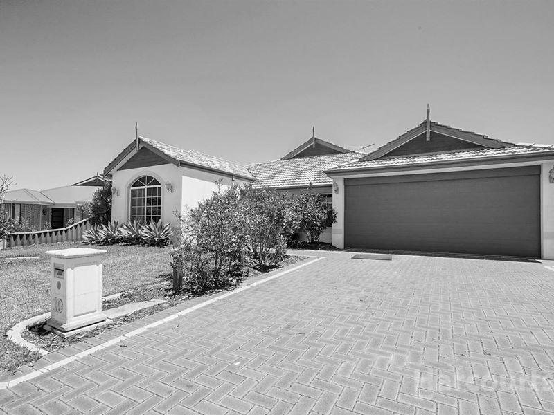 10 Tamarama Street, Secret Harbour