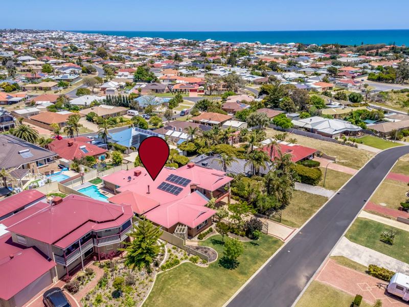 6 Carabeen Place, Halls Head WA 6210