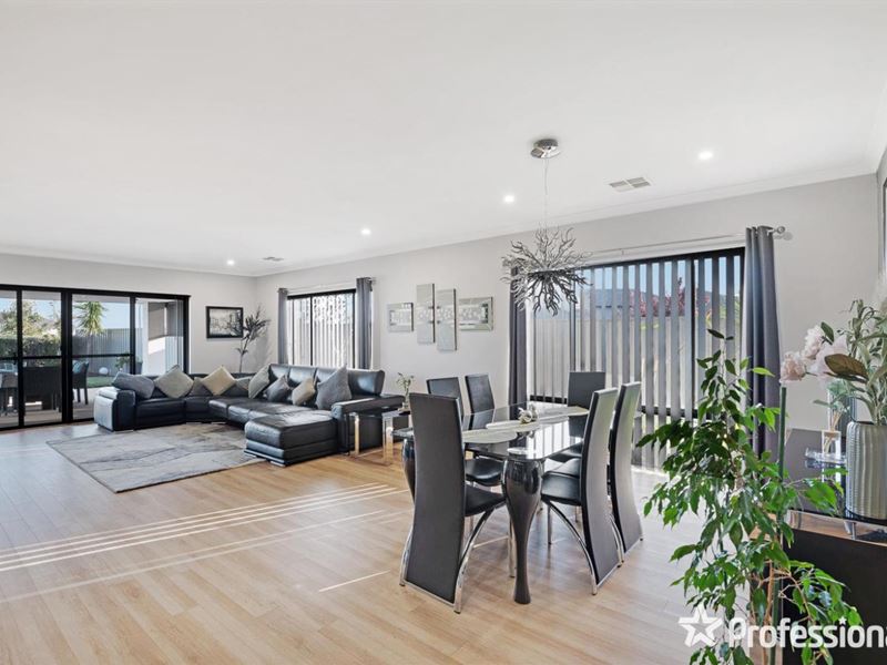 5 Worcester Bend, Piara Waters