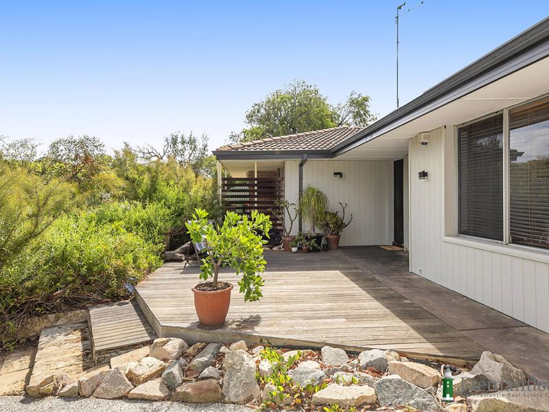 10A Pagneil Ct, Hamilton Hill