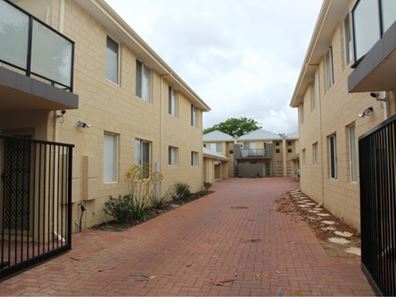 UNIT 2/4 CALE STREET, Midland WA 6056