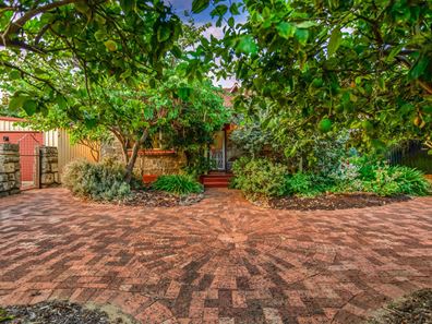 30 Rae Road, Safety Bay WA 6169