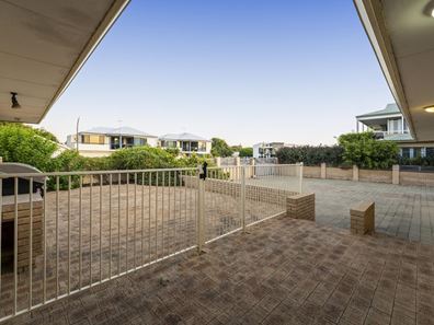 57 Esplanade, Rockingham WA 6168