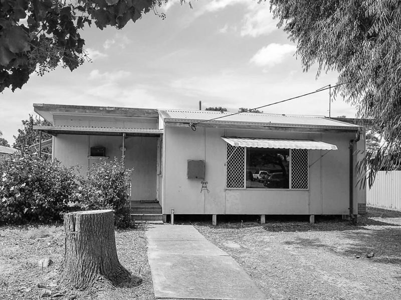 4 Glauert Road, Coodanup