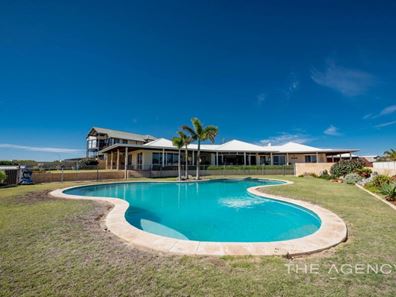 8 Jacques Boulevard, Kalbarri WA 6536